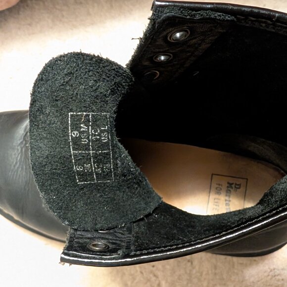 Dr Marten's 1460 Vegan Leather Boots - Picture 4 of 5
